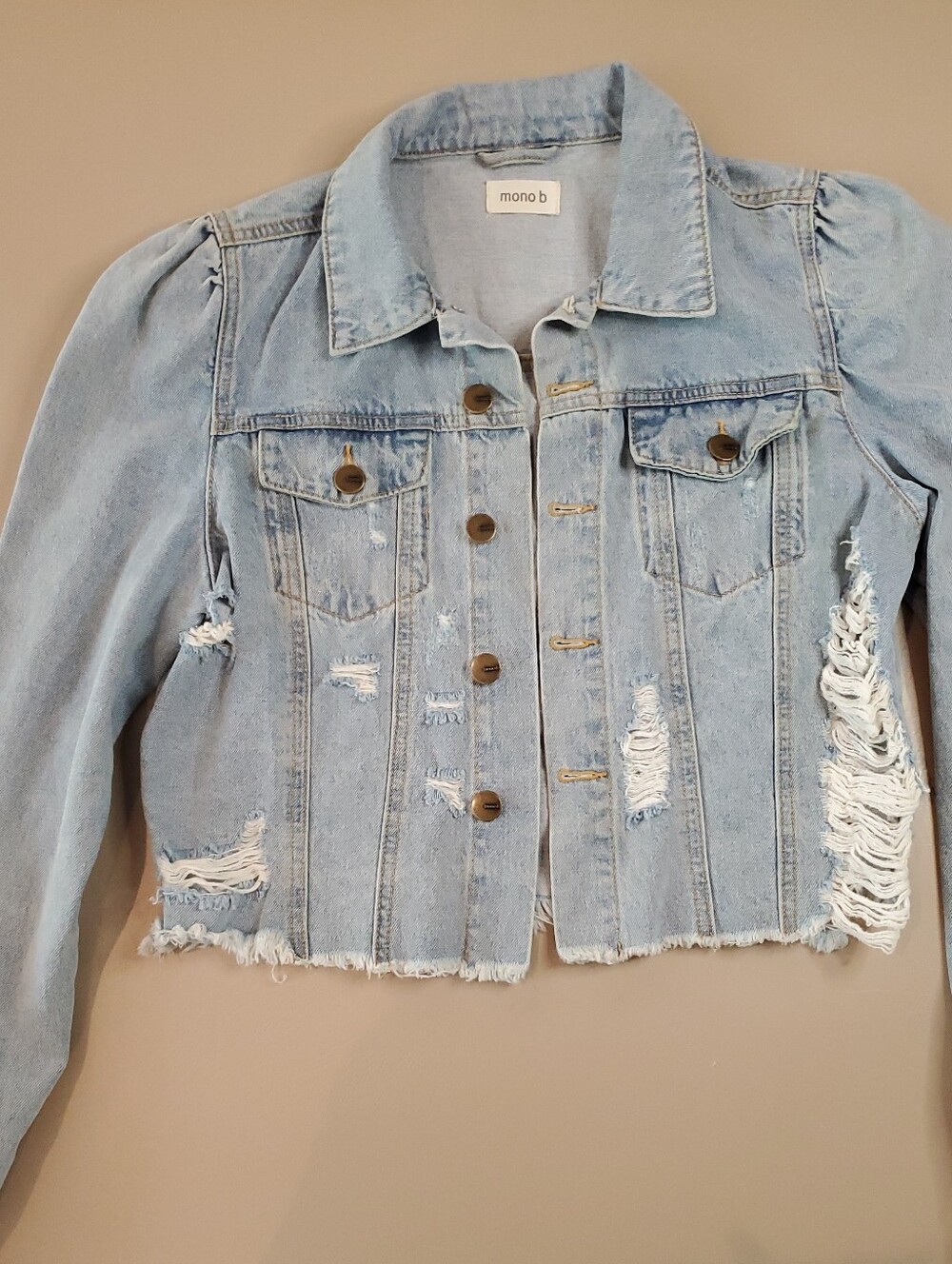 Mono B Cropped Distressed Denim Jacket Light Wash Puff Sleeve Women's Size Small